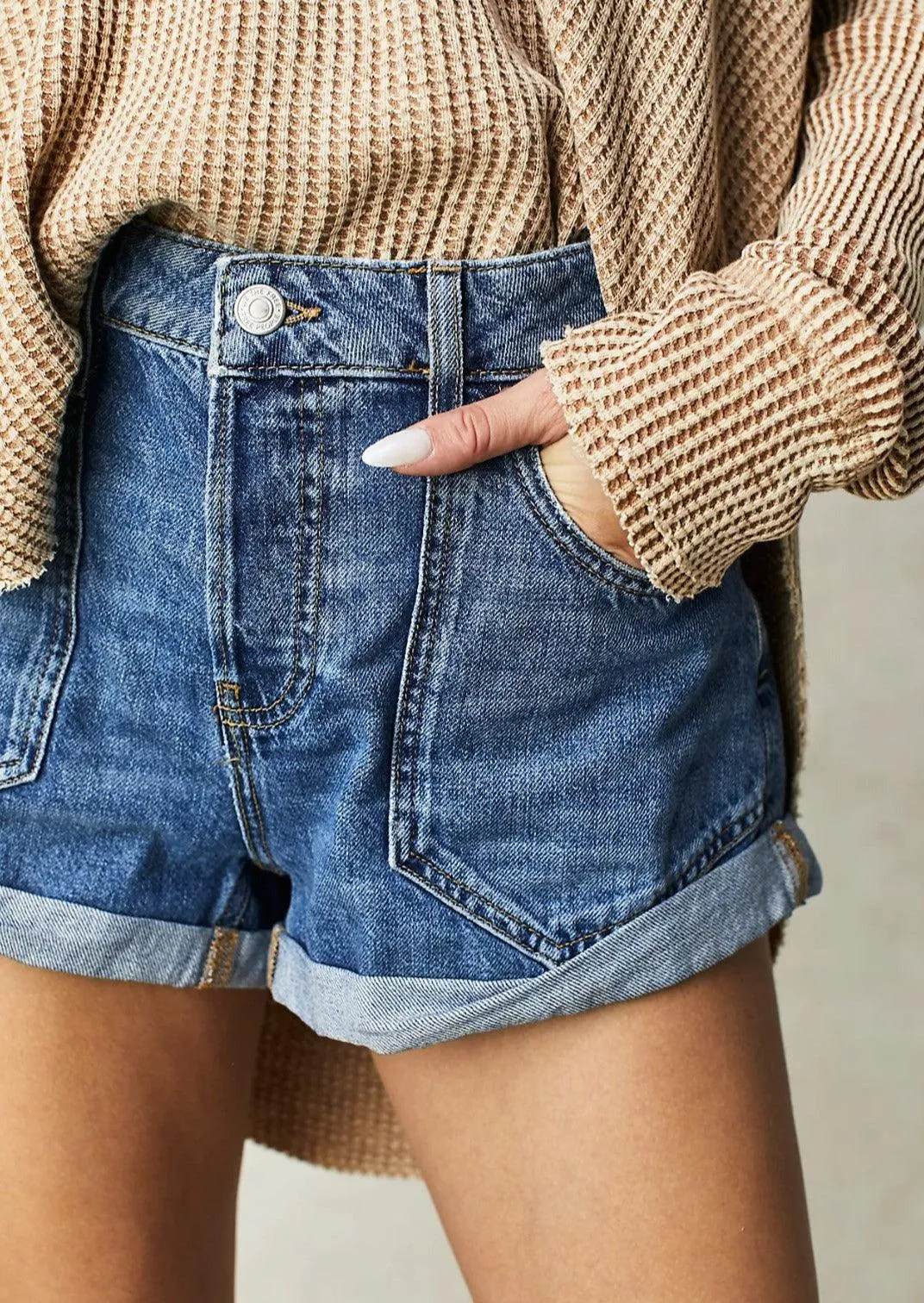 Beginners Luck Slouchy Shorts in Blue Wash