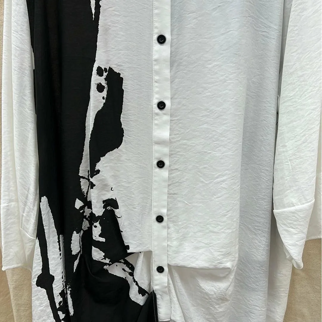 Black and white abstract shirt dress or duster jacket