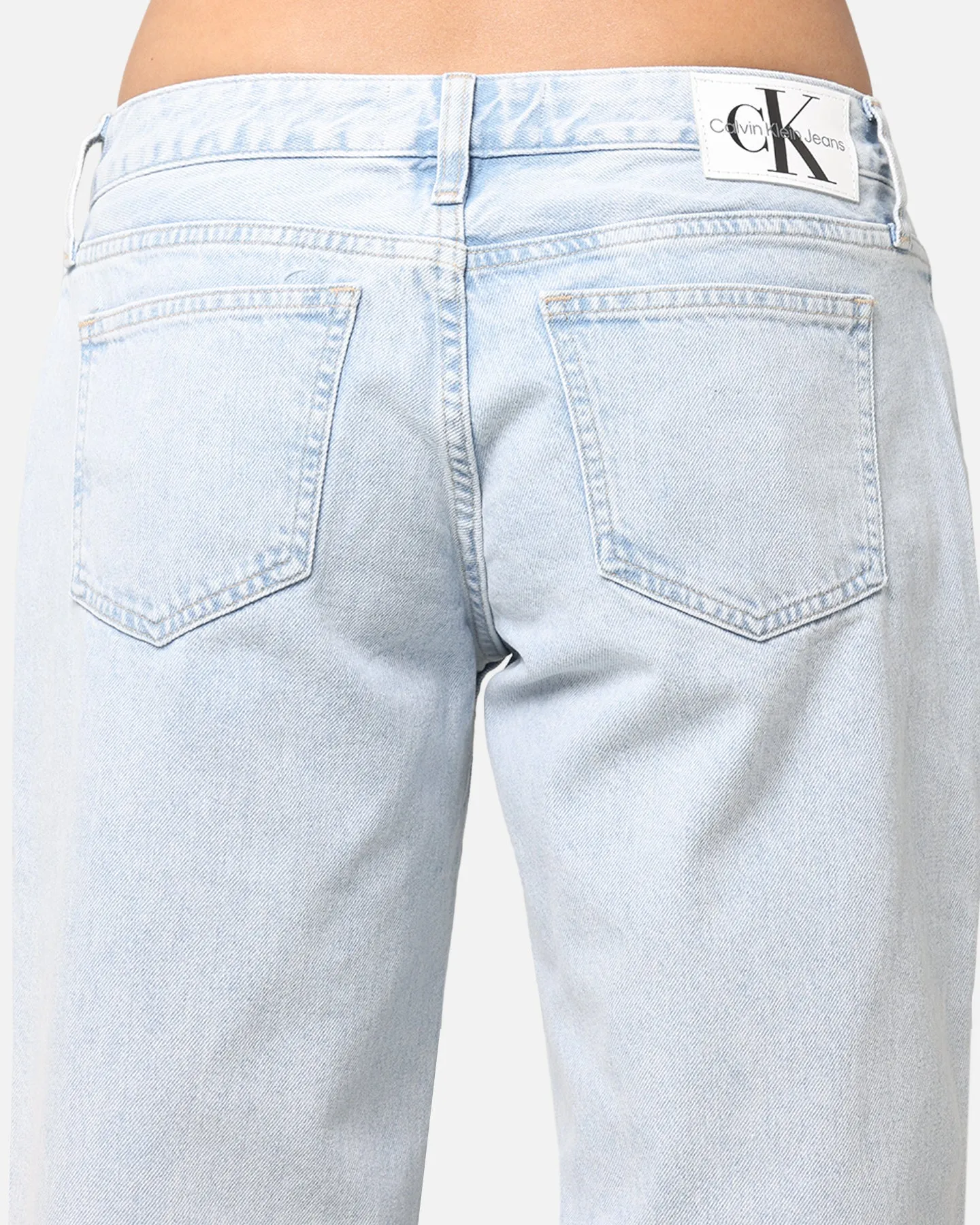 Calvin Klein Women's Extreme Low Rise Baggy Jeans Denim Light Blue