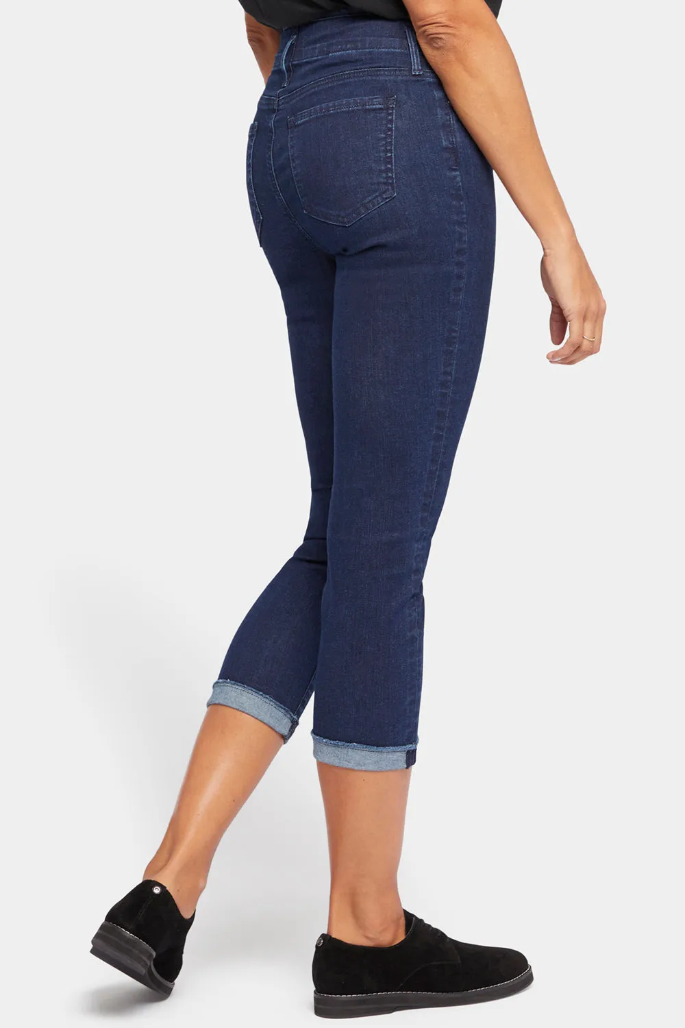 Chloe Capri Jeans In Petite - Mystique