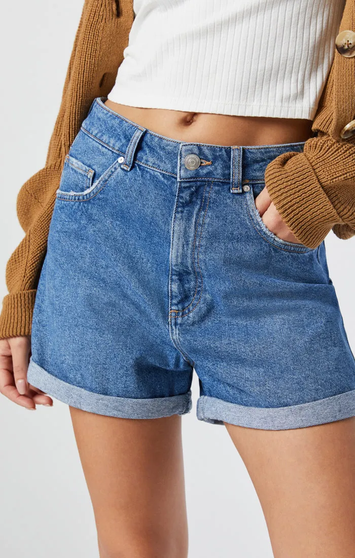 CLARA BOYFRIEND SHORTS IN MID BLUE RECYCLED BLUE