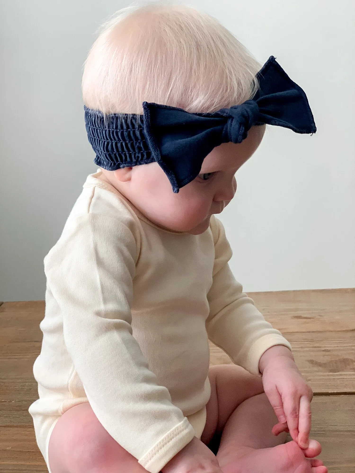 Faux Denim Smocked Headband in Navy