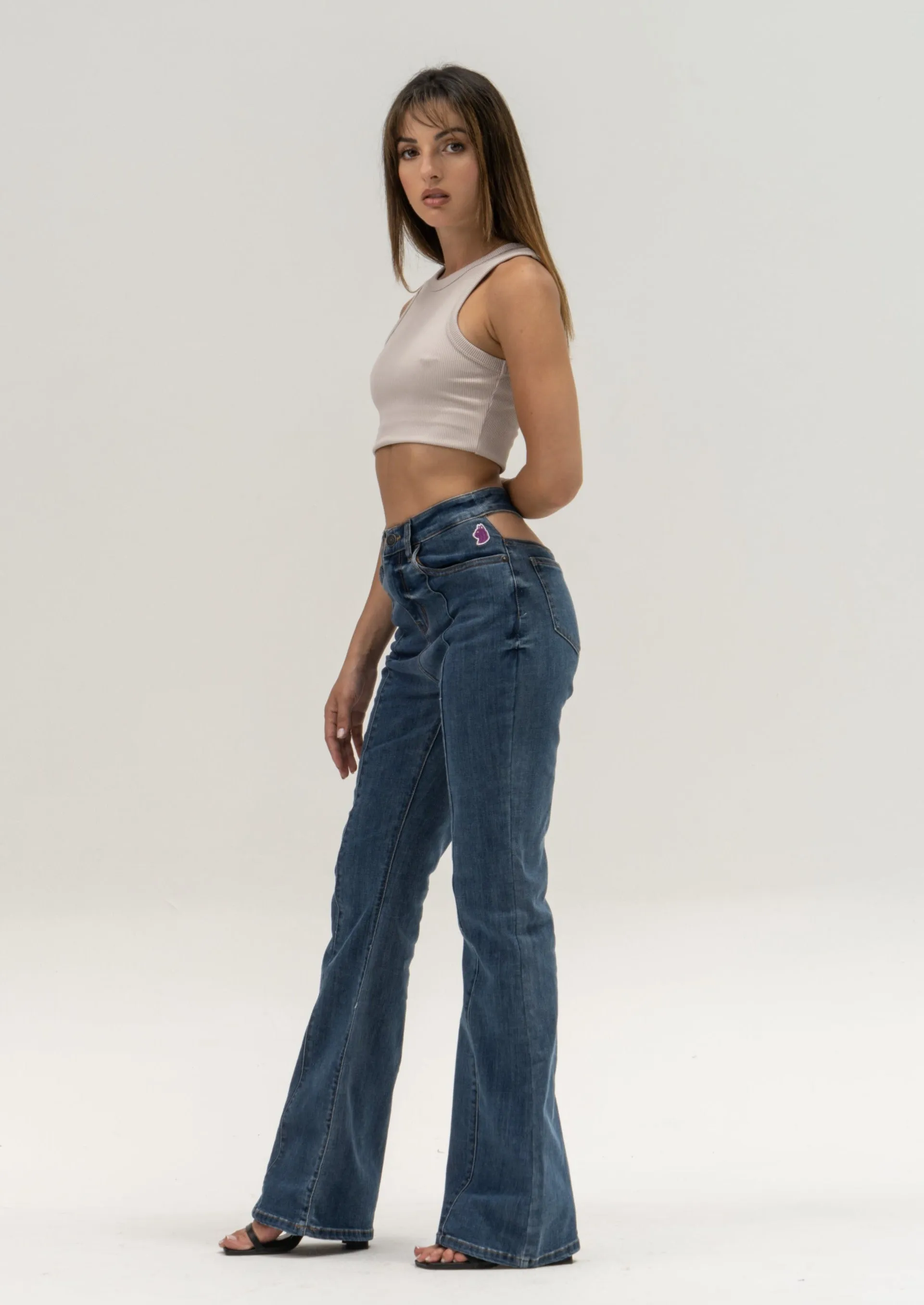 Front Seam Thong Detail Flare Jeans