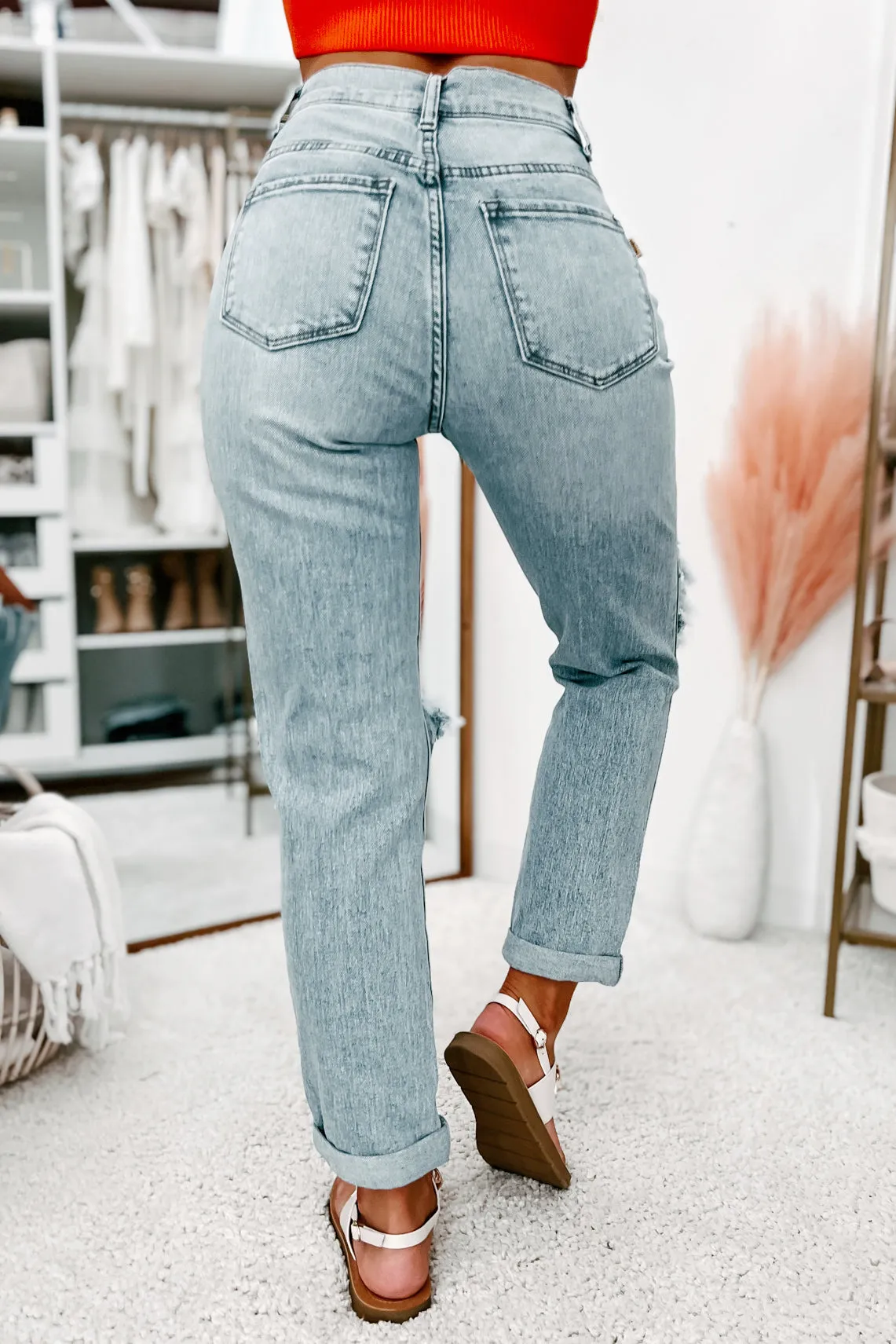 Hayes High Rise Distressed Boyfriend Jeans (Light)