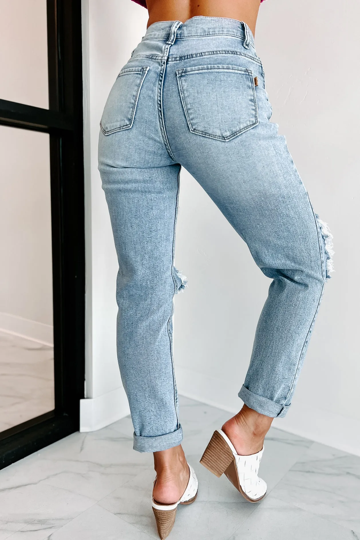 Hayes High Rise Distressed Boyfriend Jeans (Light)