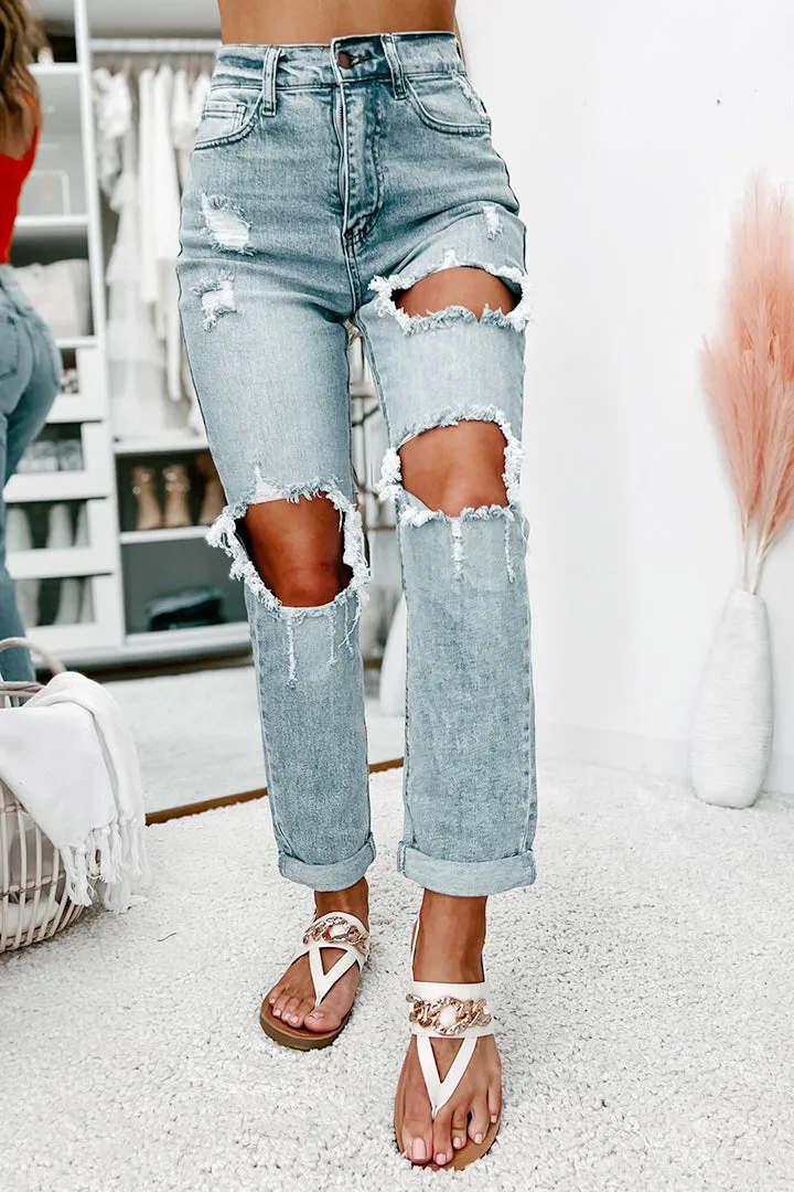 Hayes High Rise Distressed Boyfriend Jeans (Light)