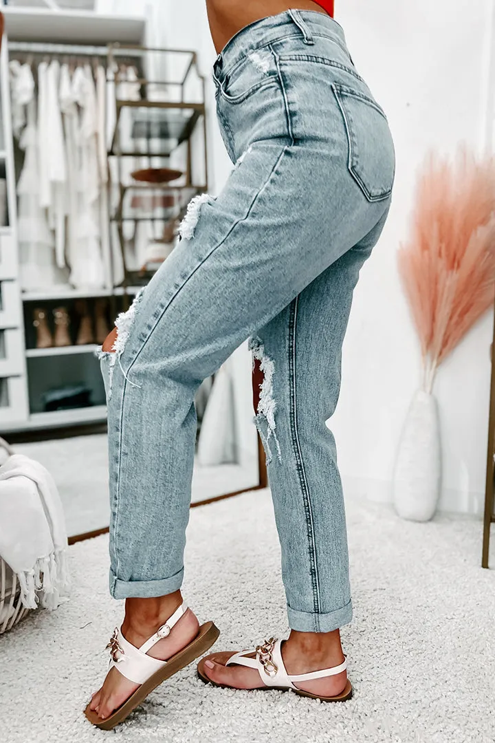 Hayes High Rise Distressed Boyfriend Jeans (Light)