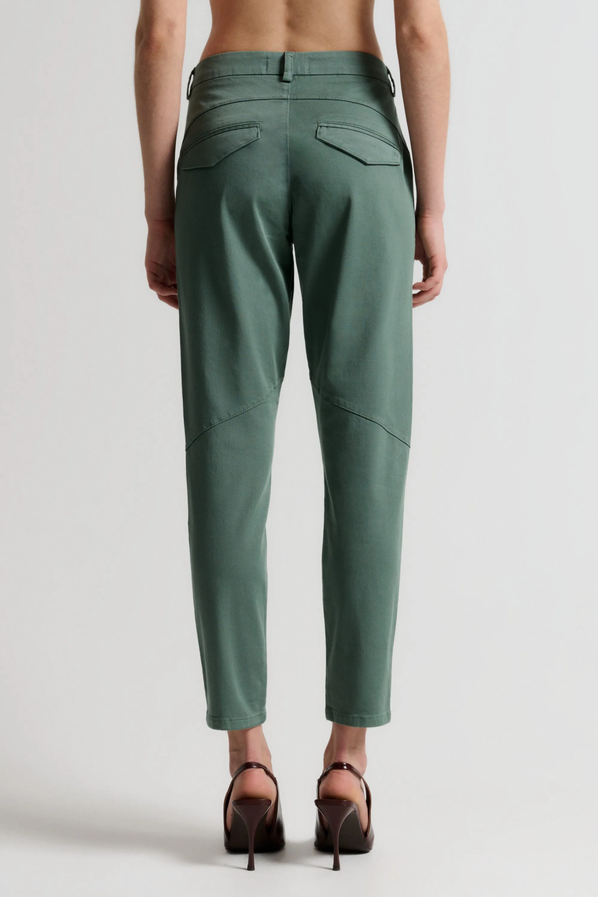 IVY-Karmey Chino - Dusty Steel Green