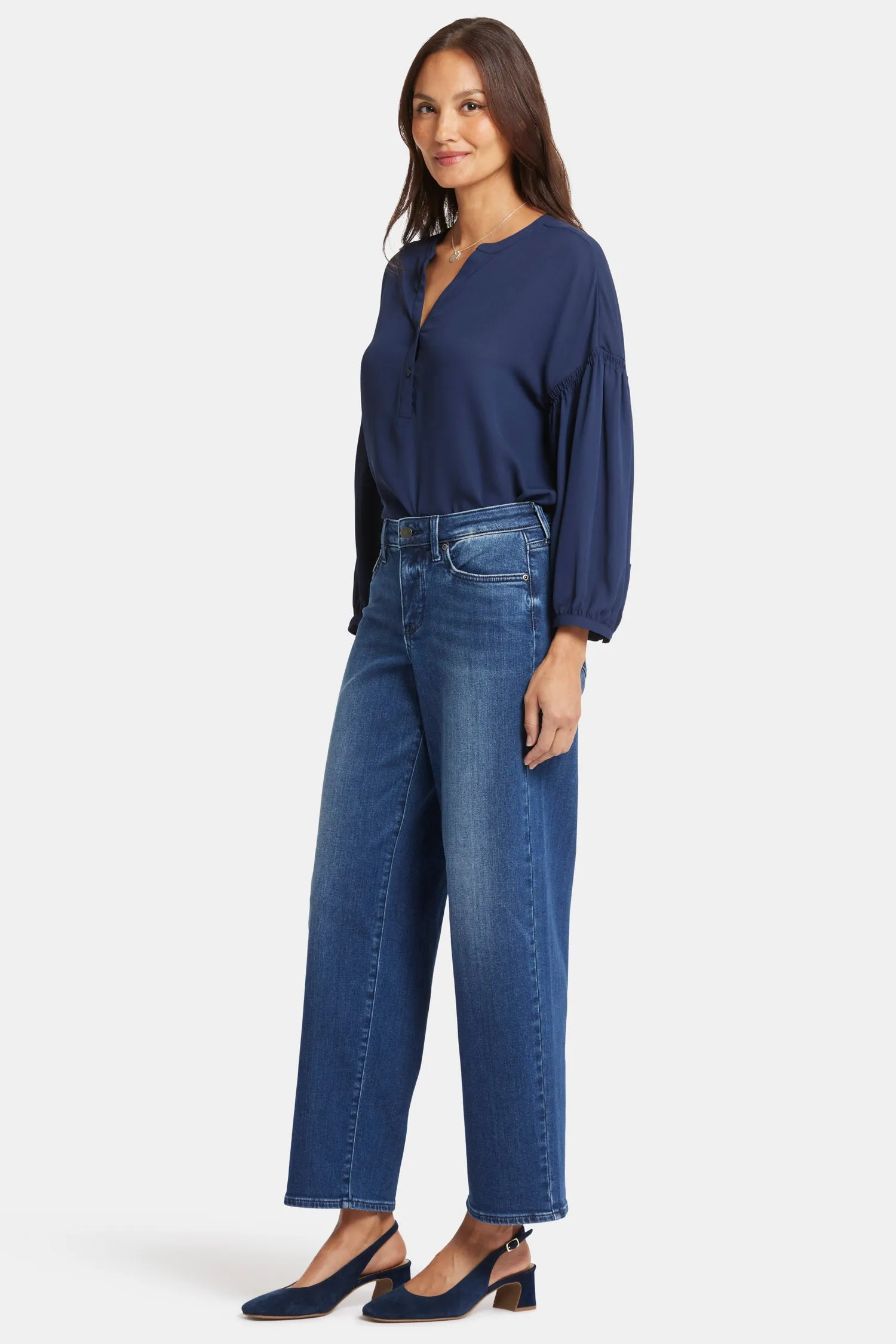 Jemma Barrel Jeans In Petite - Moonlight