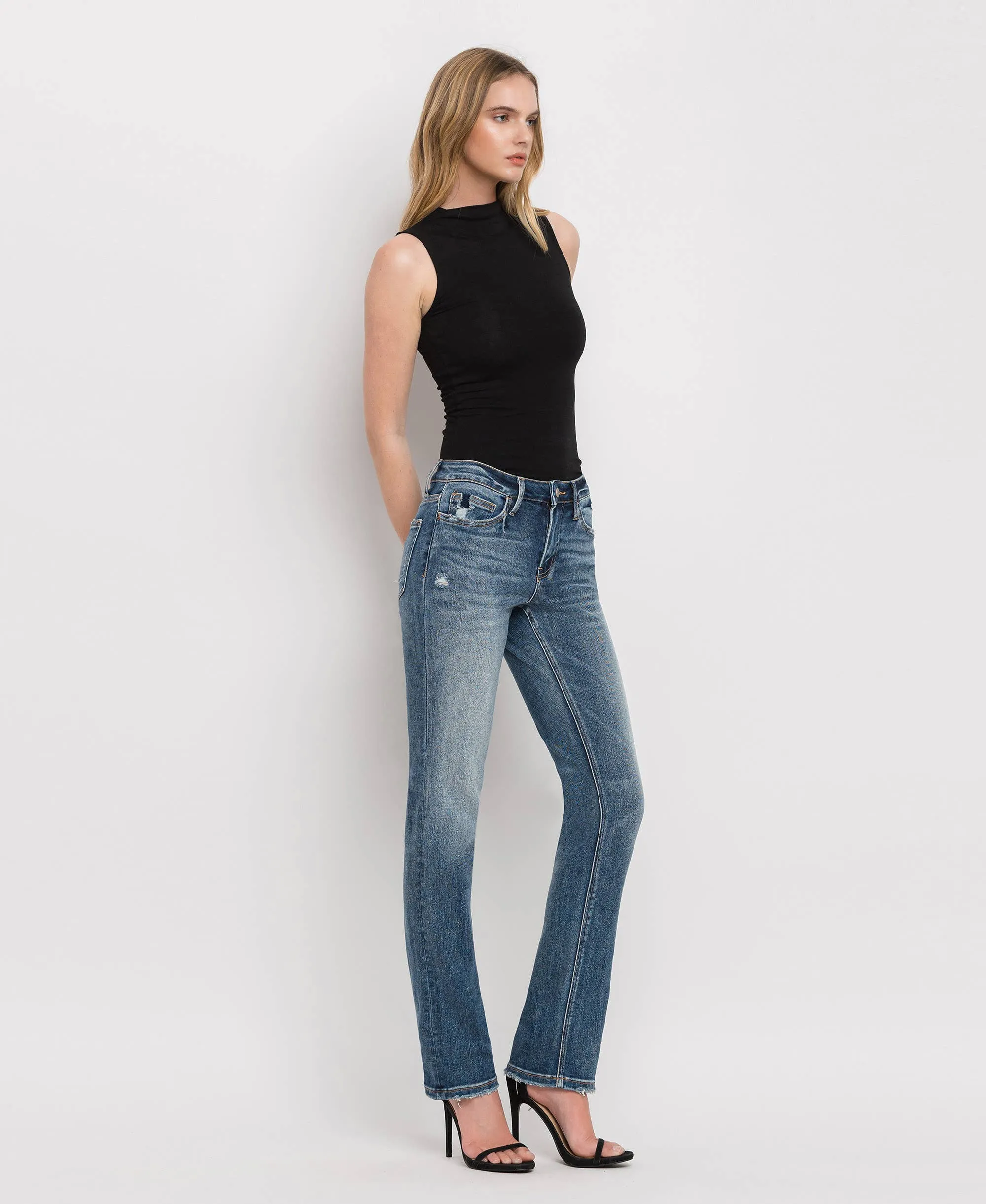 MID RISE STRAIGHT JEANS