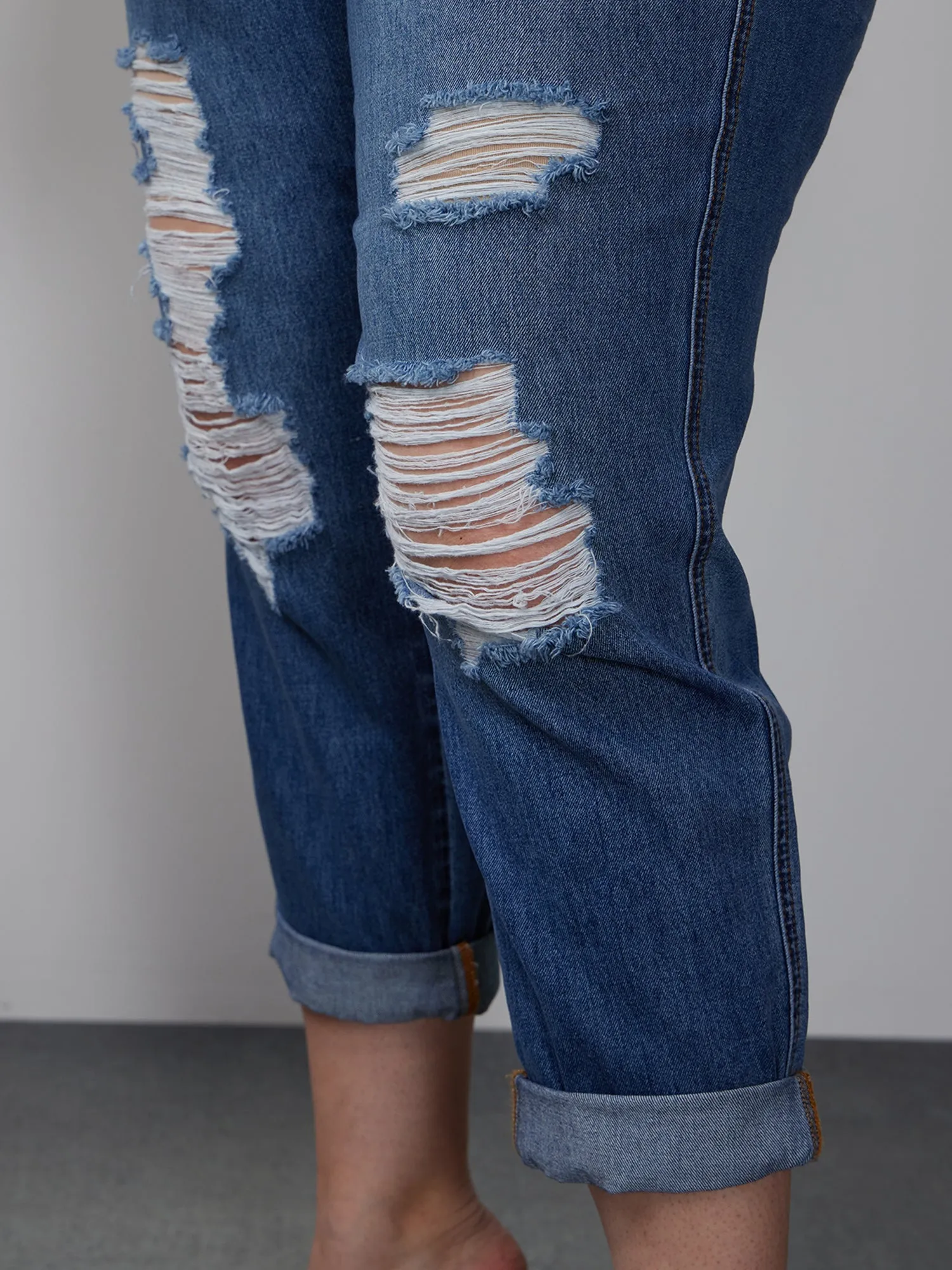 Plus Curvy Mid Rise Destroyed Jeans