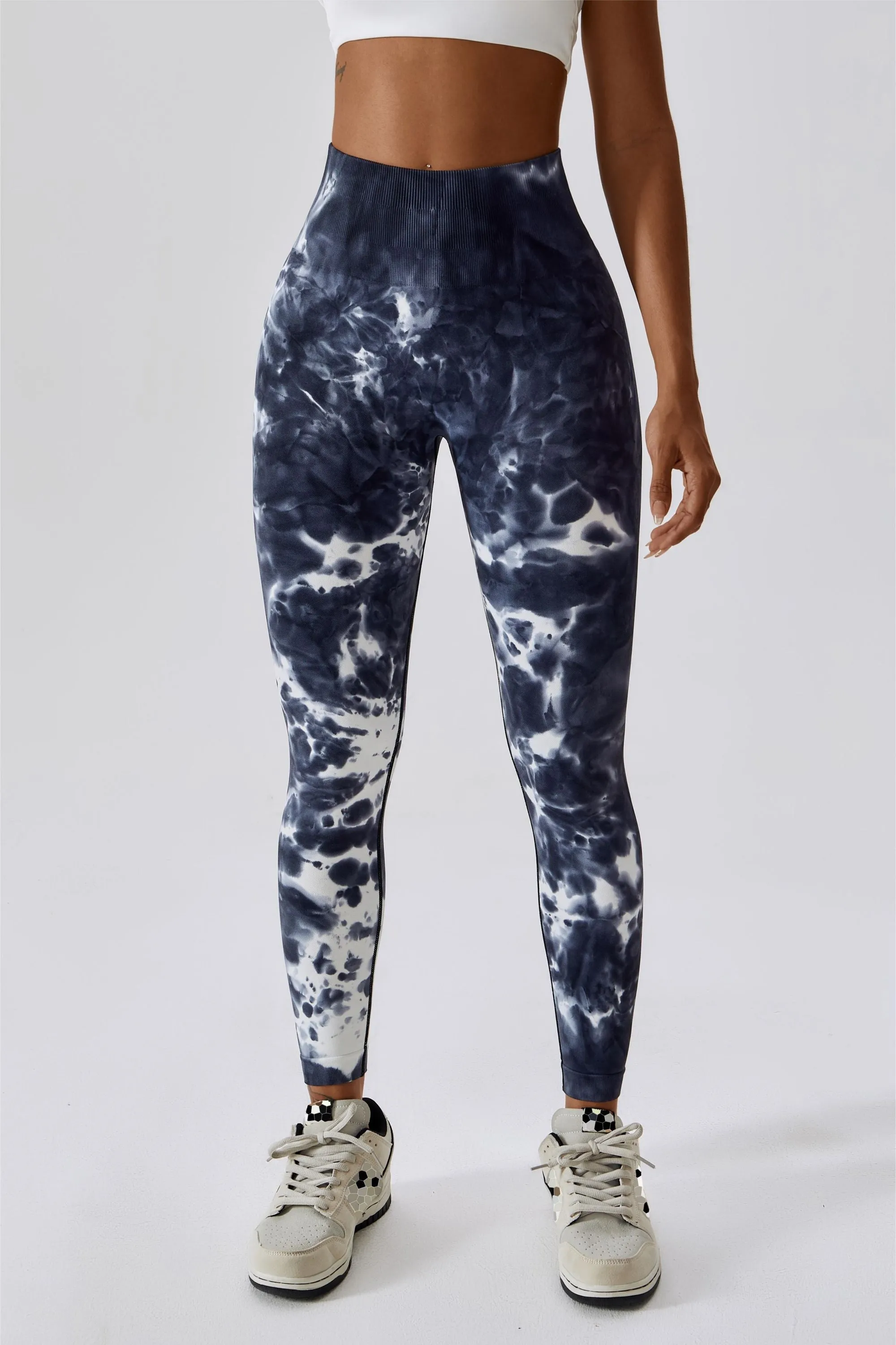 Seamless Tie Dye Scrunch Leggings