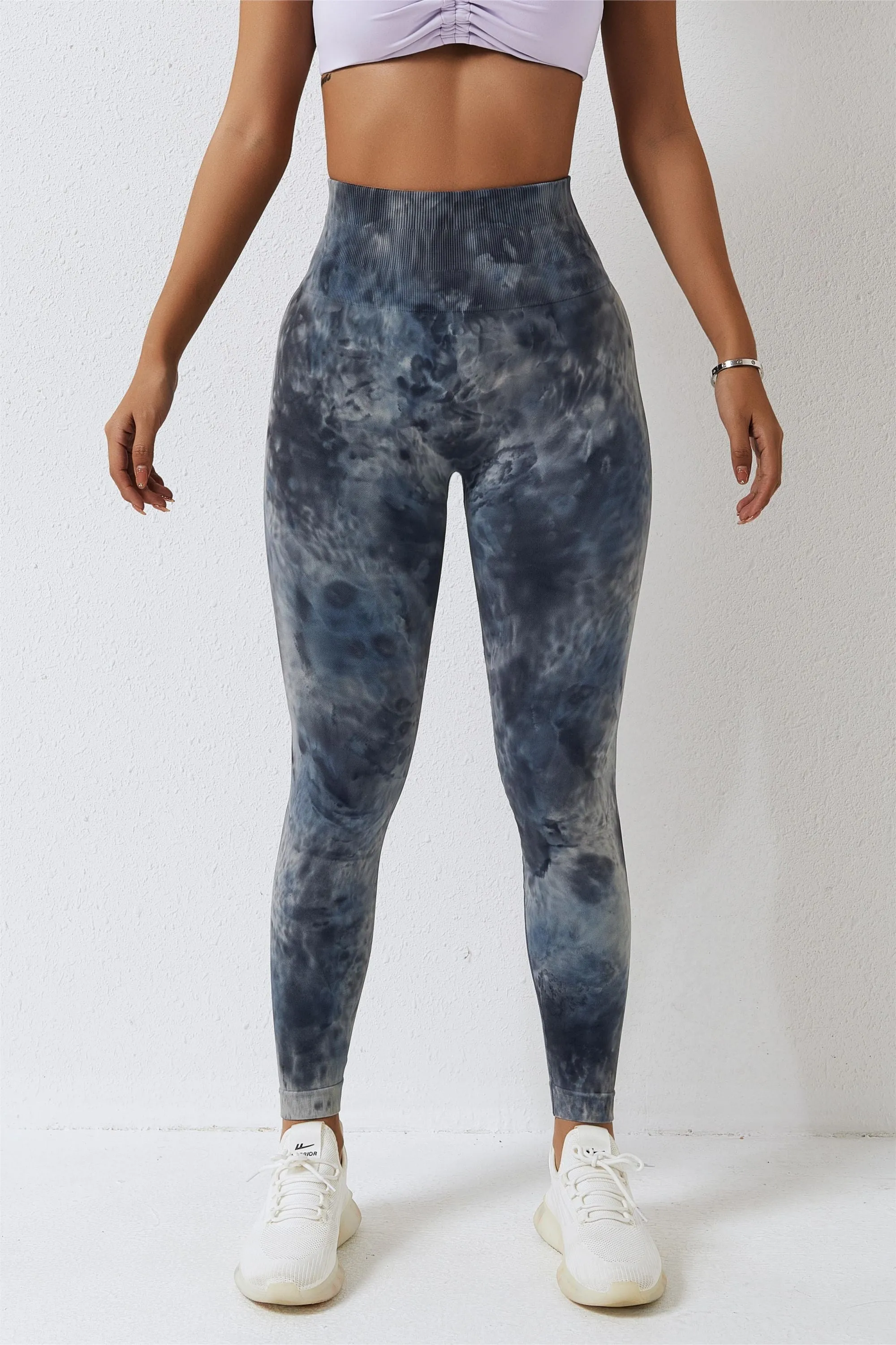 Seamless Tie Dye Scrunch Leggings