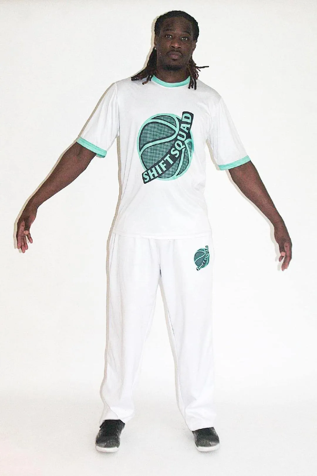 Shiftsquad Game-Ready Basketball Set – Performance Tee & Sweatpants