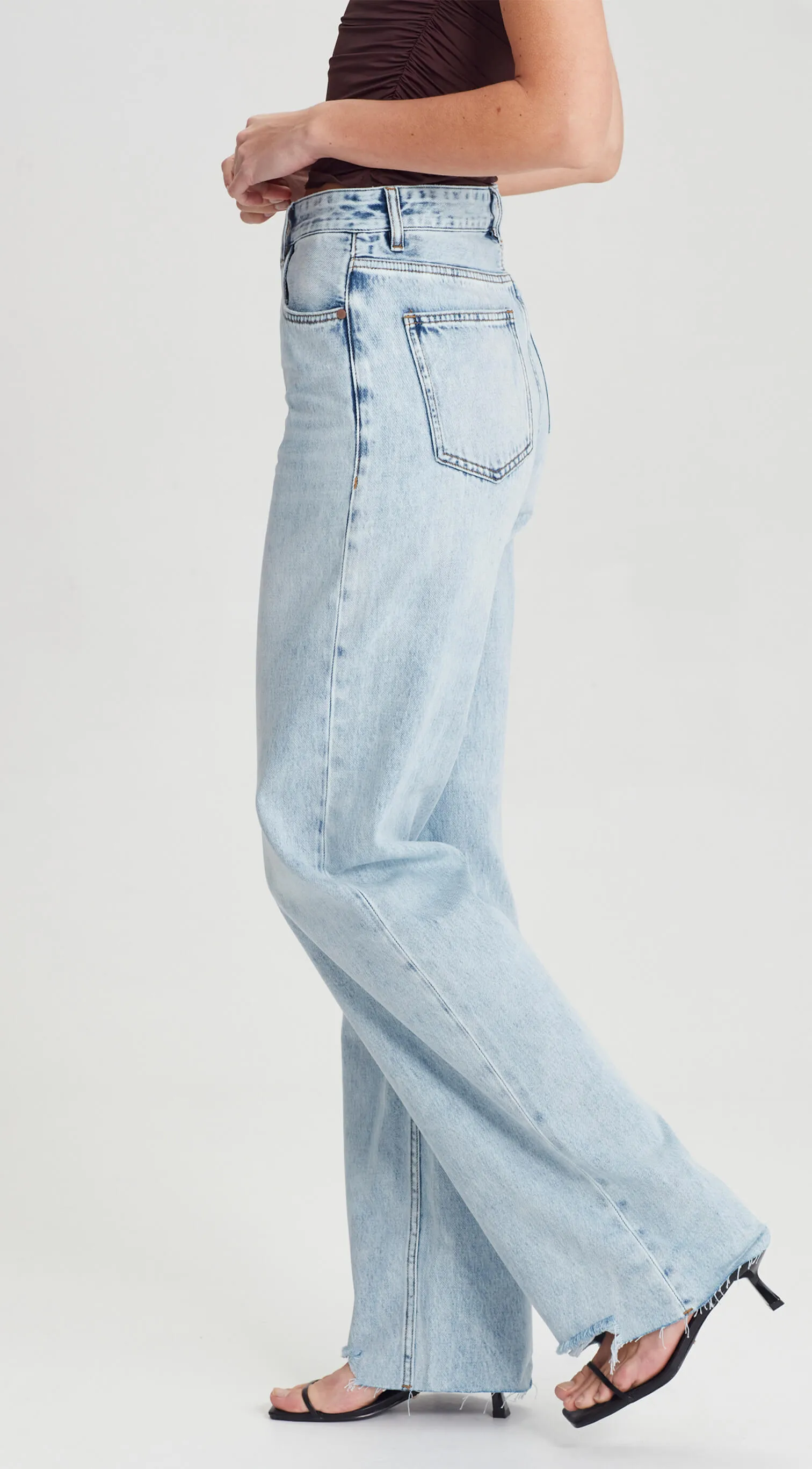 SYDNEY | TALL Jean Pale Blue 32