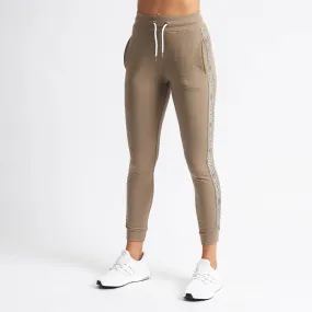 Vanquish Women's Embrace Khaki Joggers