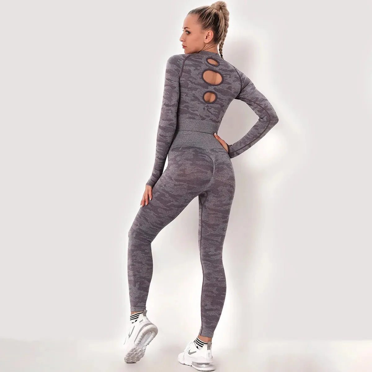 Women’s Camouflage Activewear Yoga Suit - 2 Pc Backless Long Sleeve Top & Seamless Leggings Set - Workout Clothes for Women