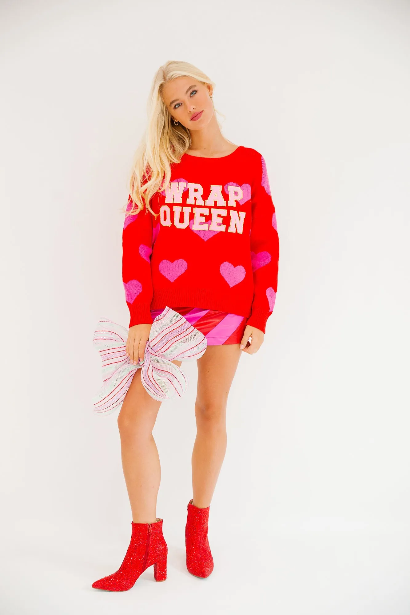 WRAP QUEEN HEART SWEATER