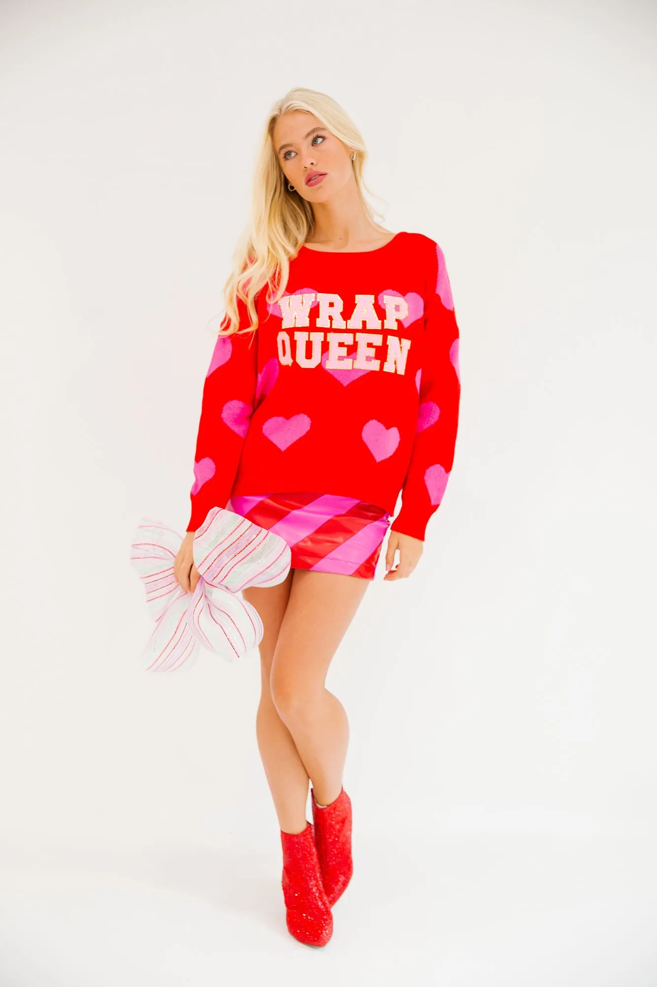 WRAP QUEEN HEART SWEATER